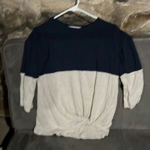 Split color top with knot in front